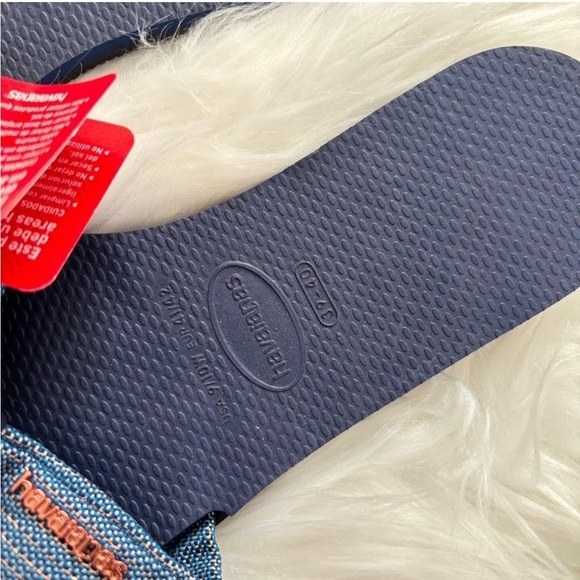 Havaianas Women's Blue Sandals - Picture 4 of 7